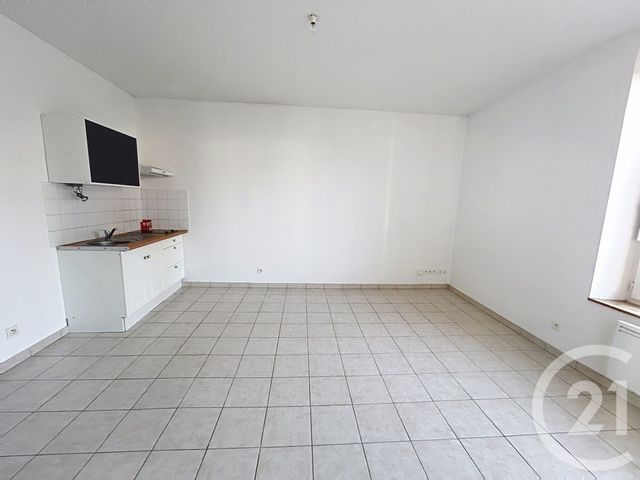 Appartement F2 &agrave; louer - 2 pi&egrave;ces - 40,75 m2 - Ste Savine - 10 - CHAMPAGNE-ARDENNE