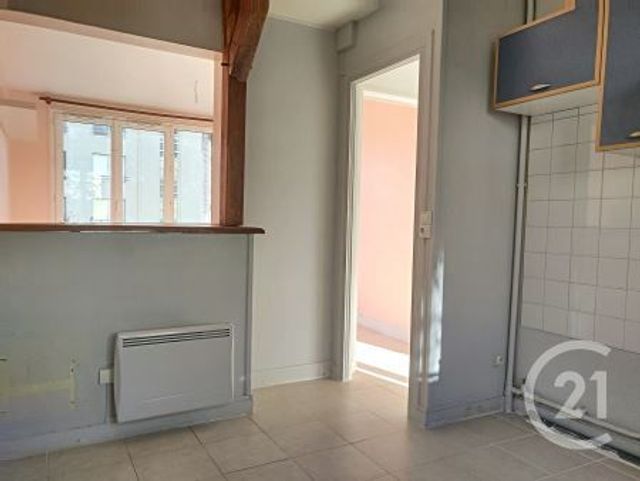 Appartement F2 &agrave; louer - 2 pi&egrave;ces - 41,50 m2 - St Andre Les Vergers - 10 - CHAMPAGNE-ARDENNE