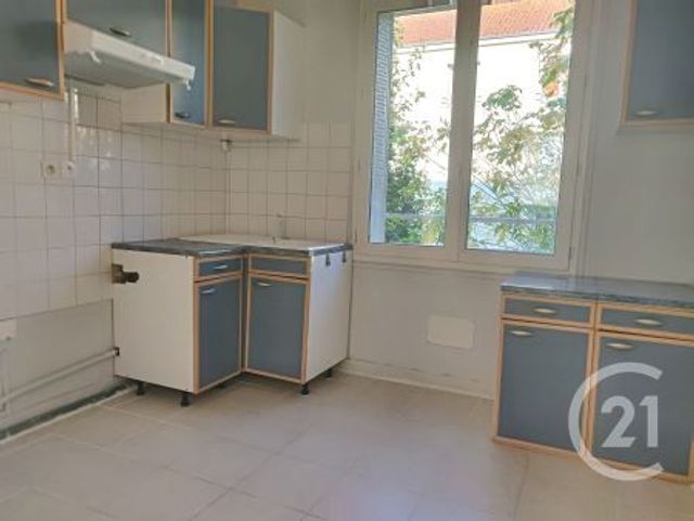 Appartement F2 &agrave; louer - 2 pi&egrave;ces - 41,50 m2 - St Andre Les Vergers - 10 - CHAMPAGNE-ARDENNE