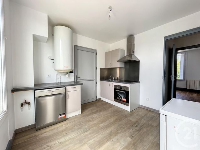 Appartement &agrave; louer - 3 pi&egrave;ces - 55 m2 - Troyes - 10 - CHAMPAGNE-ARDENNE