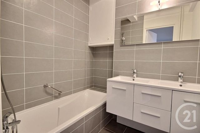 Appartement F4 &agrave; louer - 4 pi&egrave;ces - 82,22 m2 - Boulogne Billancourt - 92 - ILE-DE-FRANCE