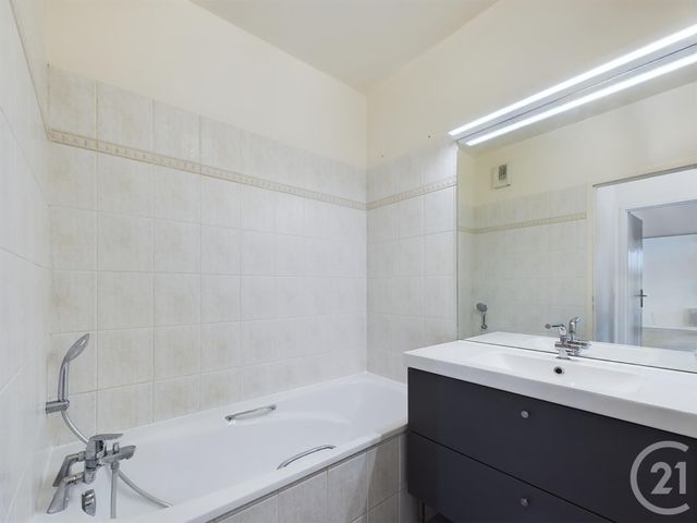 Appartement F2 à louer - 2 pièces - 52,05 m2 - Boulogne Billancourt - 92 - ILE-DE-FRANCE