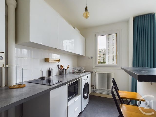 Appartement F1 &agrave; louer - 1 pi&egrave;ce - 28,16 m2 - Chaville - 92 - ILE-DE-FRANCE