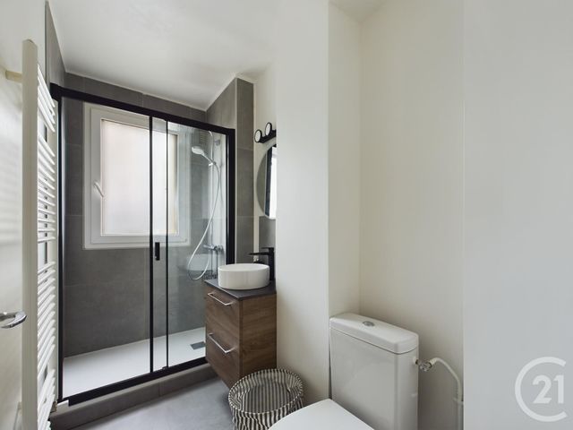 Appartement F1 &agrave; louer - 1 pi&egrave;ce - 28,16 m2 - Chaville - 92 - ILE-DE-FRANCE