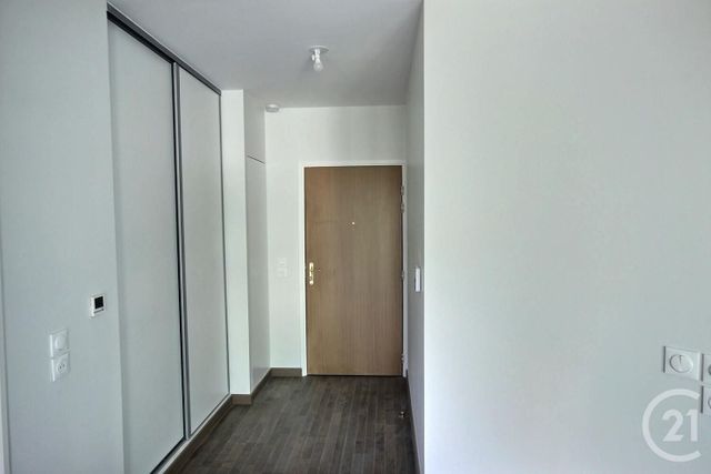 Appartement F2 &agrave; louer - 2 pi&egrave;ces - 39,37 m2 - Puteaux - 92 - ILE-DE-FRANCE