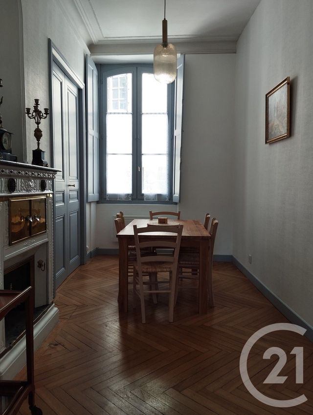 Appartement T4 &agrave; louer - 4 pi&egrave;ces - 103,07 m2 - Souillac - 46 - MIDI-PYRENEES