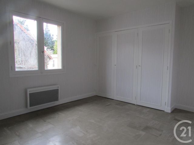 Appartement T3 &agrave; louer - 3 pi&egrave;ces - 84,74 m2 - Souillac - 46 - MIDI-PYRENEES