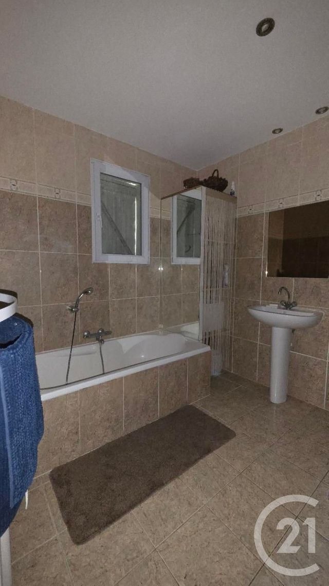 Maison &agrave; vendre - 4 pi&egrave;ces - 122 m2 - Peyrillac Et Millac - 24 - AQUITAINE