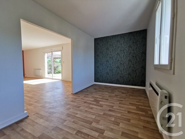 Maison &agrave; louer - 5 pi&egrave;ces - 142,50 m2 - Salviac - 46 - MIDI-PYRENEES