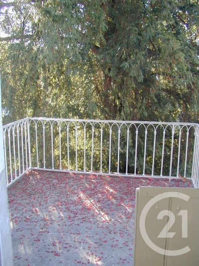 Appartement T3 &agrave; louer - 3 pi&egrave;ces - 69,35 m2 - Souillac - 46 - MIDI-PYRENEES