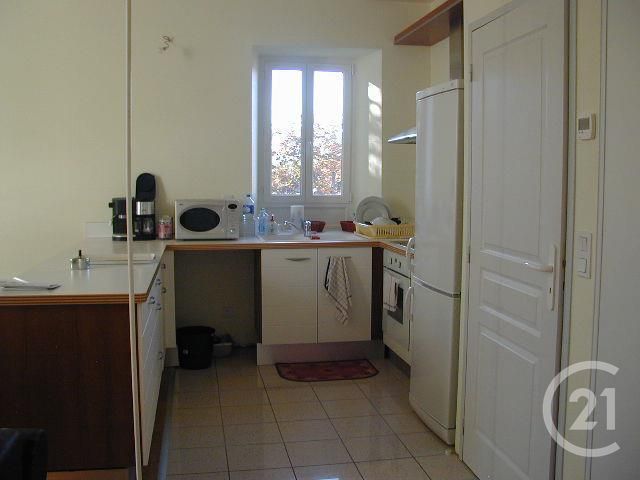 Appartement T3 &agrave; louer - 3 pi&egrave;ces - 69,35 m2 - Souillac - 46 - MIDI-PYRENEES