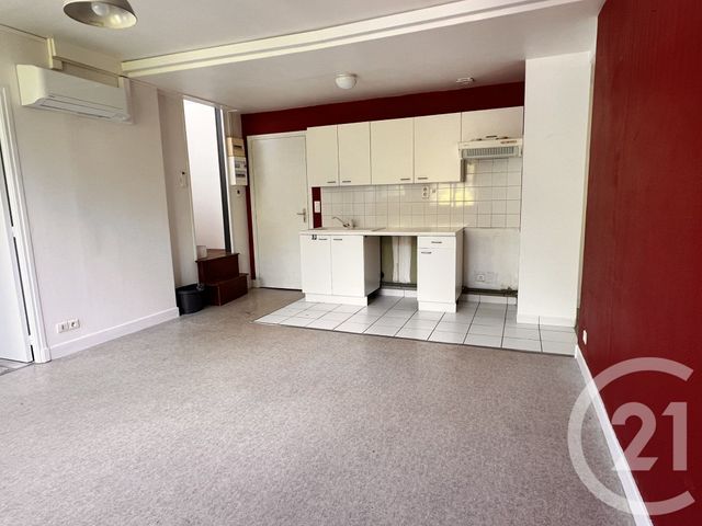 Appartement F3 &agrave; vendre - 4 pi&egrave;ces - 60 m2 - Souillac - 46 - MIDI-PYRENEES