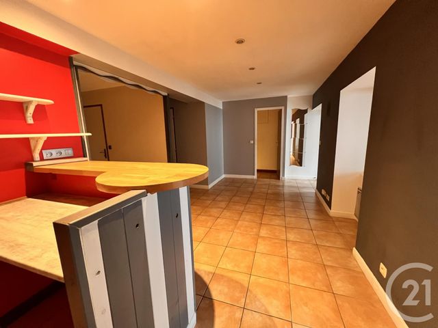 Appartement &agrave; louer - 3 pi&egrave;ces - 56,04 m2 - Gourdon - 46 - MIDI-PYRENEES