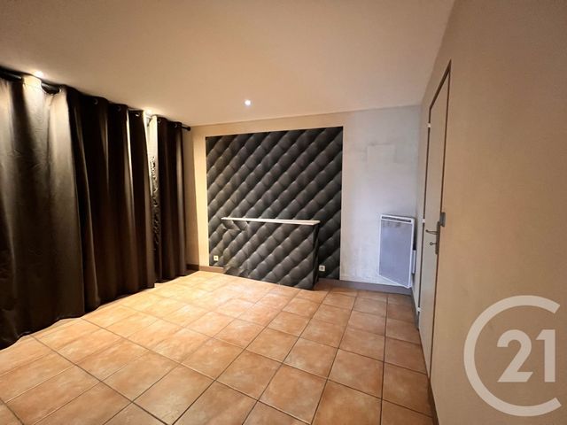 Appartement &agrave; louer - 3 pi&egrave;ces - 56,04 m2 - Gourdon - 46 - MIDI-PYRENEES