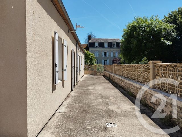 Maison &agrave; louer - 2 pi&egrave;ces - 68,56 m2 - Souillac - 46 - MIDI-PYRENEES