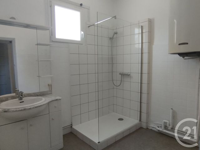 Maison &agrave; louer - 2 pi&egrave;ces - 68,56 m2 - Souillac - 46 - MIDI-PYRENEES
