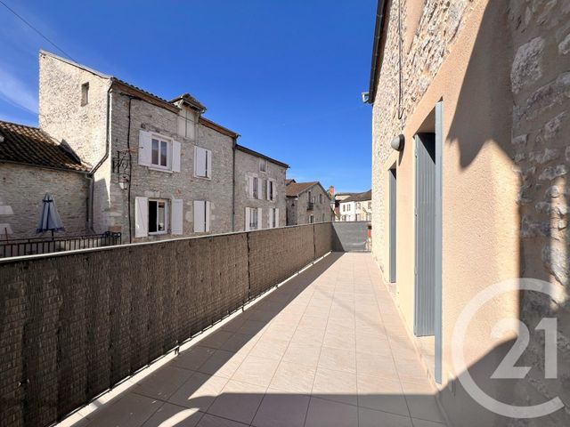 Maison &agrave; louer - 3 pi&egrave;ces - 63,63 m2 - Souillac - 46 - MIDI-PYRENEES
