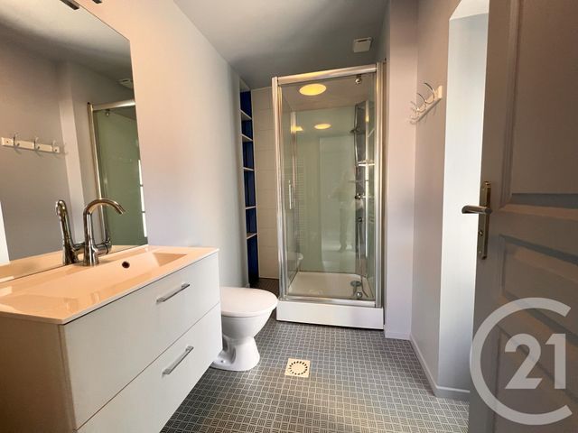 Maison &agrave; louer - 3 pi&egrave;ces - 63,63 m2 - Souillac - 46 - MIDI-PYRENEES
