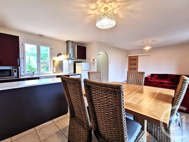 Maison &agrave; louer - 4 pi&egrave;ces - 75,31 m2 - Lachapelle Auzac - 46 - MIDI-PYRENEES