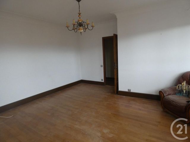 Appartement F4 &agrave; louer - 4 pi&egrave;ces - 90 m2 - Souillac - 46 - MIDI-PYRENEES