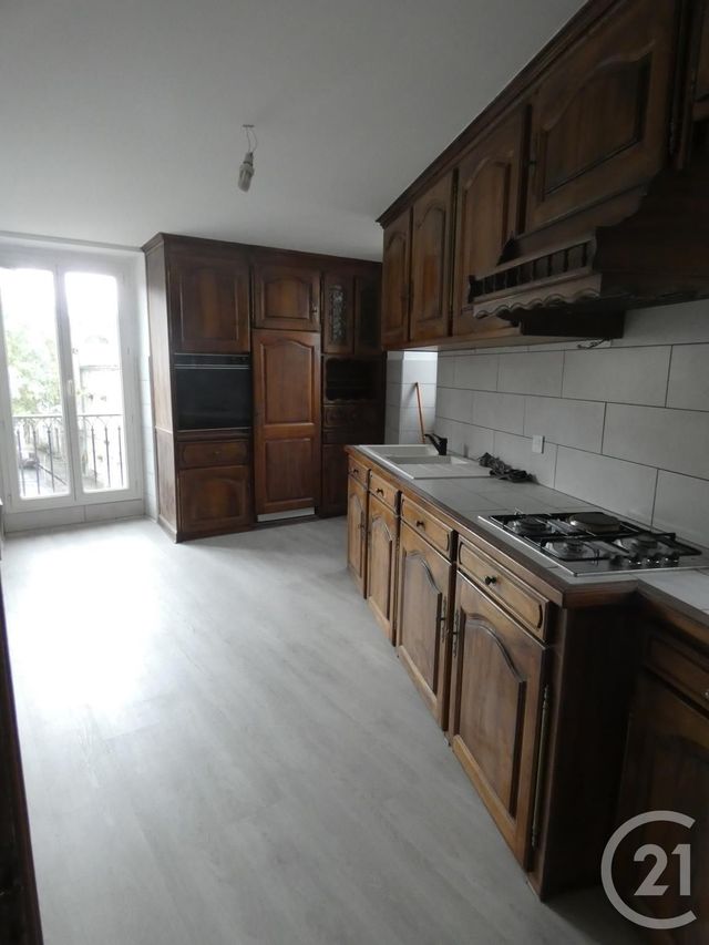 Appartement F4 &agrave; louer - 4 pi&egrave;ces - 90 m2 - Souillac - 46 - MIDI-PYRENEES