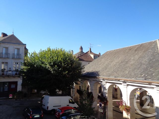 Appartement &agrave; louer - 2 pi&egrave;ces - 43,15 m2 - Souillac - 46 - MIDI-PYRENEES