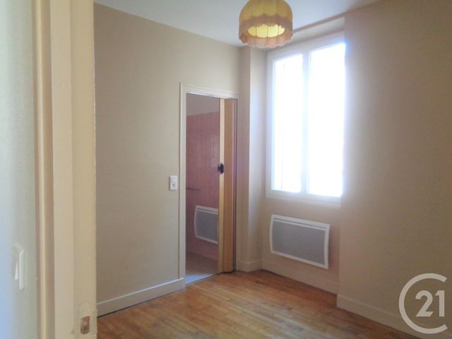 Appartement &agrave; louer - 2 pi&egrave;ces - 43,15 m2 - Souillac - 46 - MIDI-PYRENEES