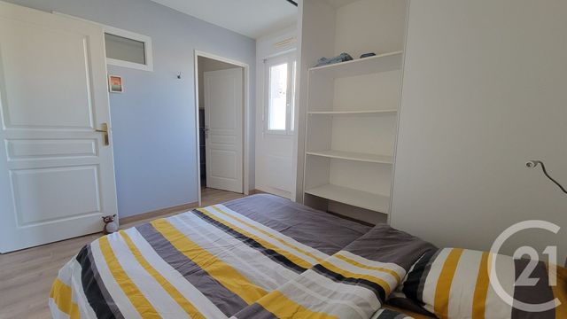 Appartement F2 &agrave; louer - 2 pi&egrave;ces - 45,04 m2 - Ares - 33 - AQUITAINE