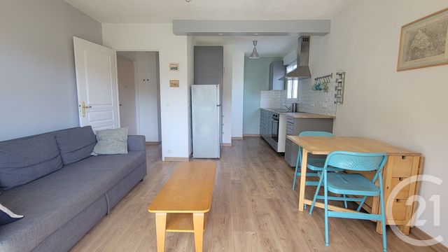 Appartement F2 &agrave; louer - 2 pi&egrave;ces - 45,04 m2 - Ares - 33 - AQUITAINE