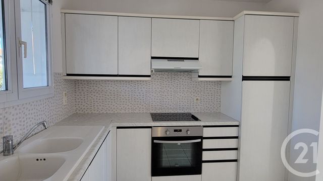 Appartement F3 &agrave; louer - 3 pi&egrave;ces - 67,75 m2 - Andernos Les Bains - 33 - AQUITAINE