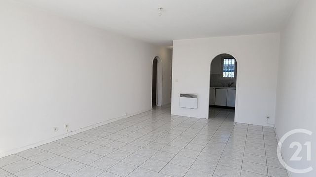 Appartement F3 &agrave; louer - 3 pi&egrave;ces - 67,75 m2 - Andernos Les Bains - 33 - AQUITAINE