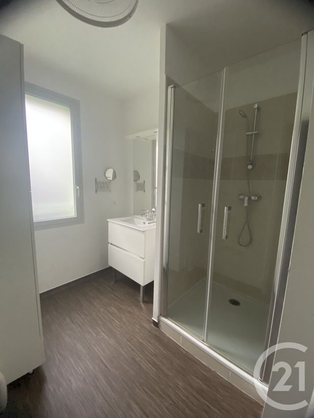 Maison &agrave; louer - 4 pi&egrave;ces - 82,08 m2 - Andernos Les Bains - 33 - AQUITAINE