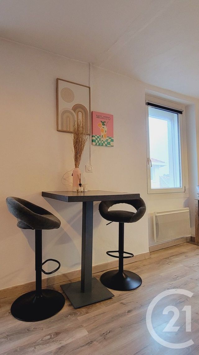 Appartement Studio &agrave; louer - 1 pi&egrave;ce - 23,29 m2 - Ares - 33 - AQUITAINE