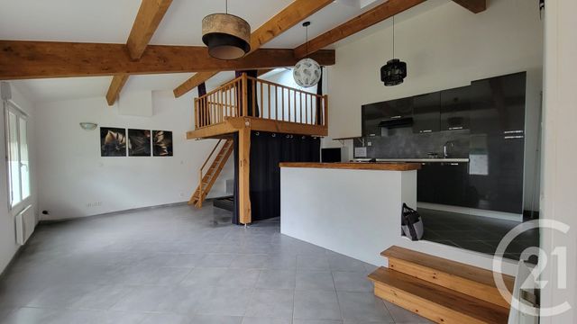 Appartement T1 &agrave; louer - 1 pi&egrave;ce - 58,09 m2 - Montagne - 33 - AQUITAINE