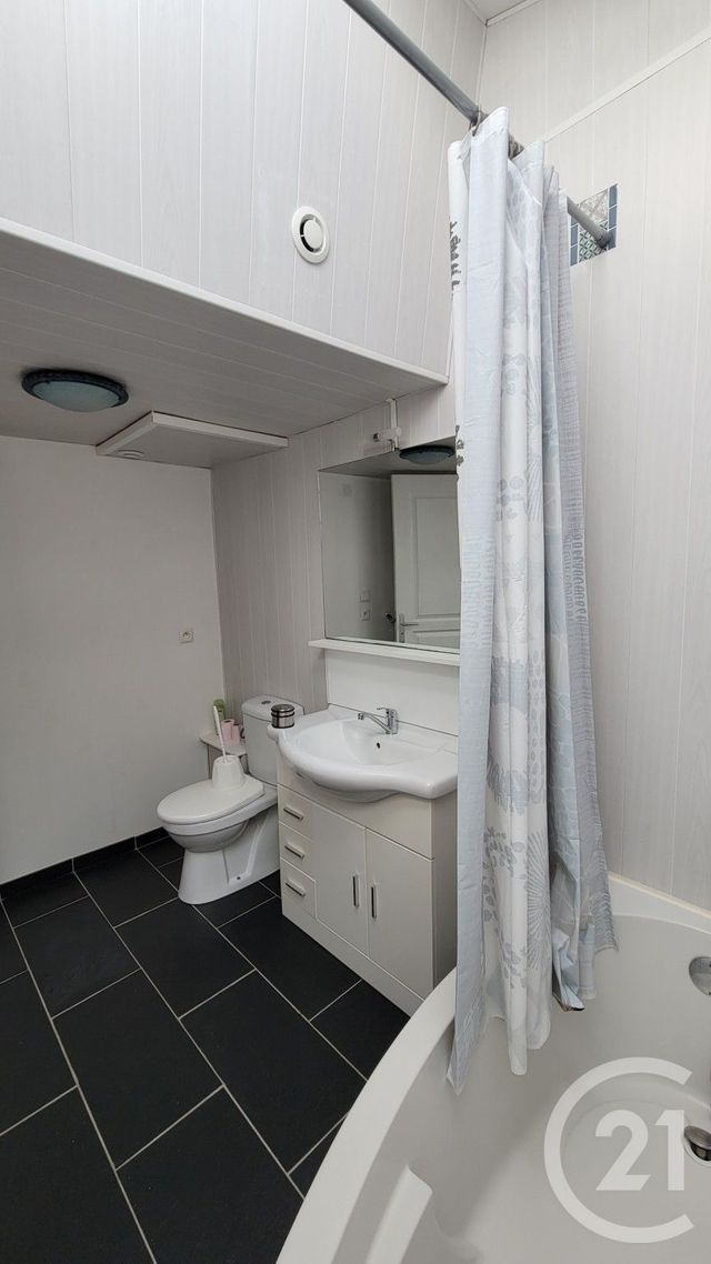 Appartement T1 &agrave; louer - 1 pi&egrave;ce - 58,09 m2 - Montagne - 33 - AQUITAINE