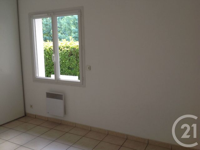 Maison &agrave; louer - 4 pi&egrave;ces - 89,38 m2 - Ares - 33 - AQUITAINE