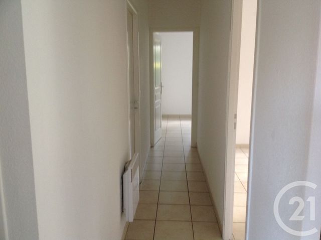 Maison &agrave; louer - 4 pi&egrave;ces - 89,38 m2 - Ares - 33 - AQUITAINE