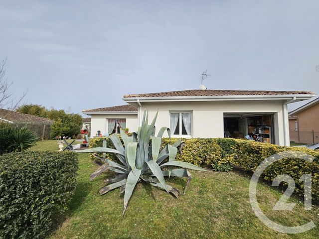 Maison &agrave; louer - 4 pi&egrave;ces - 89,38 m2 - Ares - 33 - AQUITAINE