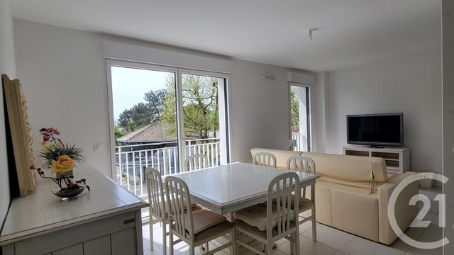 Appartement T3 &agrave; louer - 3 pi&egrave;ces - 59,72 m2 - Andernos Les Bains - 33 - AQUITAINE