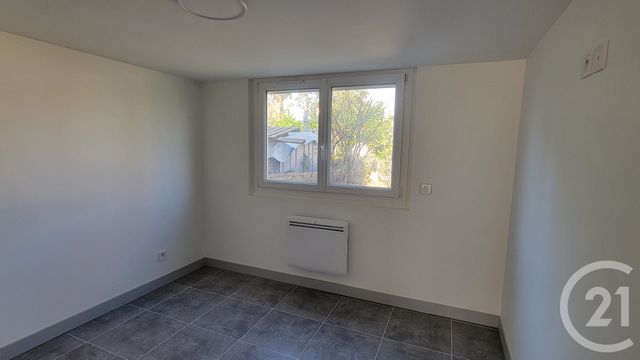 Maison &agrave; louer - 4 pi&egrave;ces - 72,20 m2 - Lanton - 33 - AQUITAINE