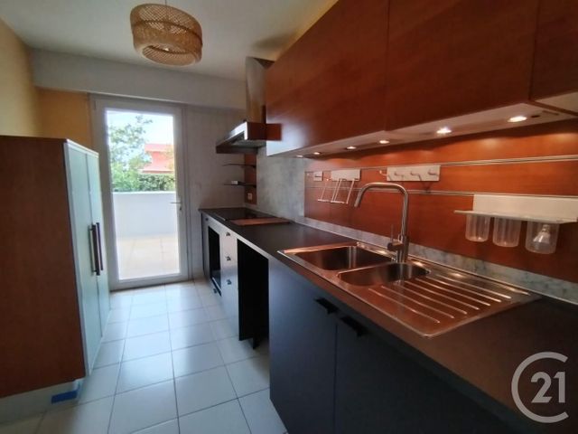 Appartement T3 &agrave; louer - 3 pi&egrave;ces - 67,79 m2 - Andernos Les Bains - 33 - AQUITAINE
