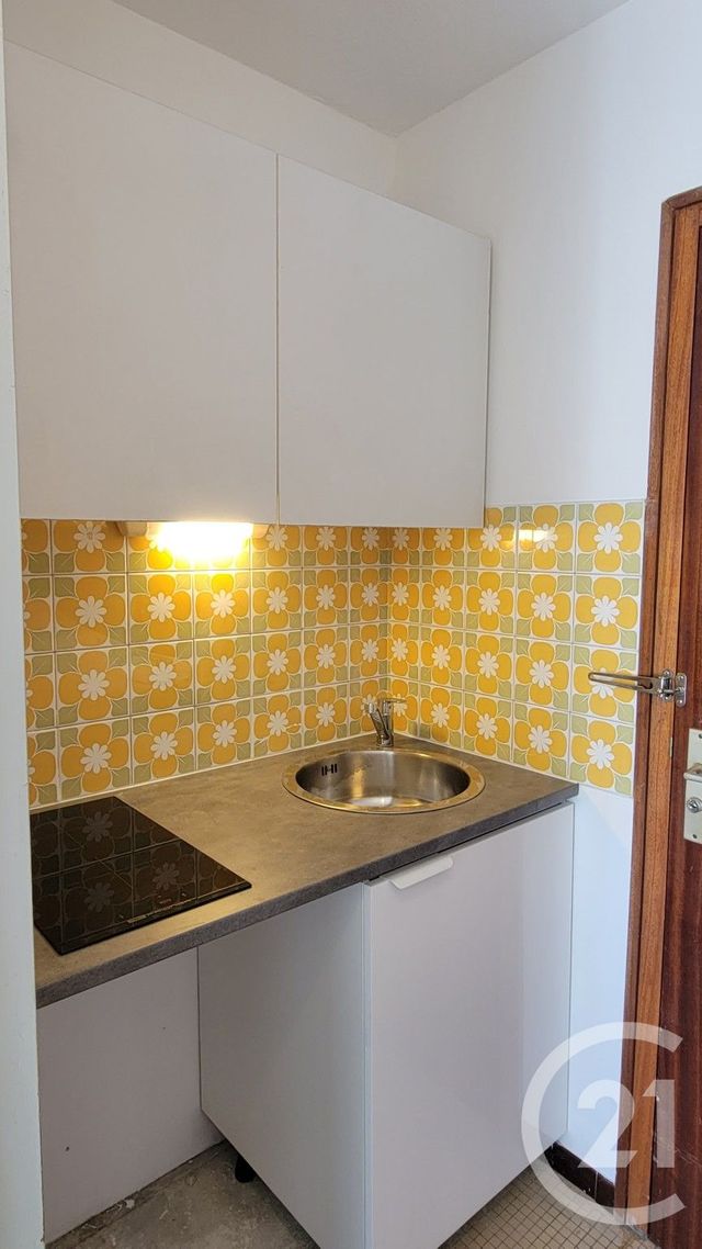 Appartement T1 &agrave; louer - 1 pi&egrave;ce - 21,62 m2 - Andernos Les Bains - 33 - AQUITAINE