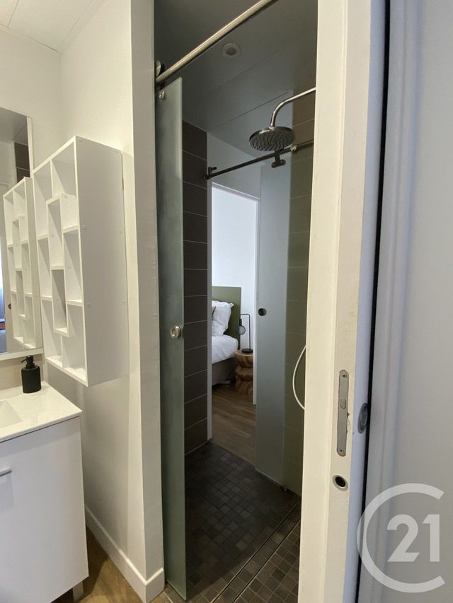 Appartement T3 &agrave; louer - 3 pi&egrave;ces - 69,70 m2 - Andernos Les Bains - 33 - AQUITAINE