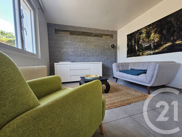 Maison &agrave; louer - 4 pi&egrave;ces - 85,83 m2 - Ares - 33 - AQUITAINE