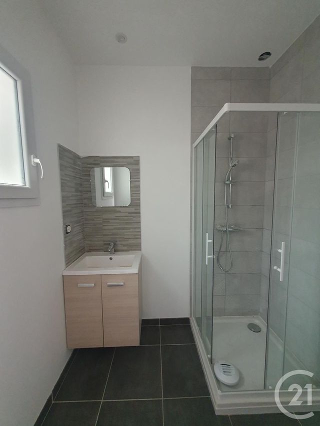 Appartement T2 &agrave; louer - 2 pi&egrave;ces - 46,44 m2 - Andernos Les Bains - 33 - AQUITAINE