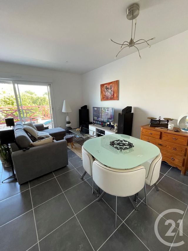 Appartement T2 &agrave; louer - 2 pi&egrave;ces - 46,44 m2 - Andernos Les Bains - 33 - AQUITAINE