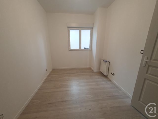 Appartement T2 &agrave; louer - 2 pi&egrave;ces - 46,44 m2 - Andernos Les Bains - 33 - AQUITAINE