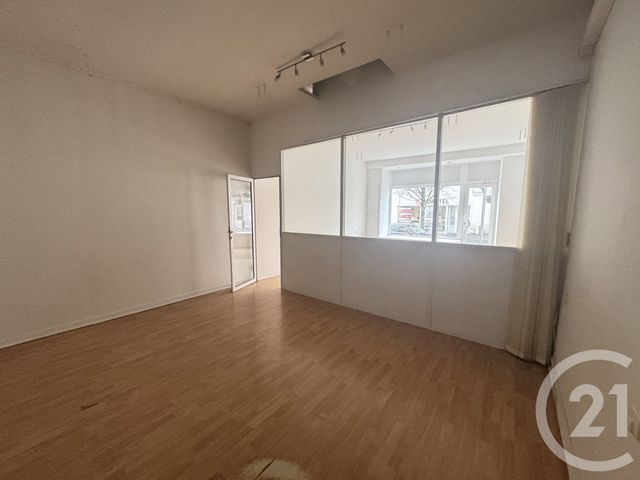 Appartement Local à louer - 1 pièce - 41 m2 - Dax - 40 - AQUITAINE