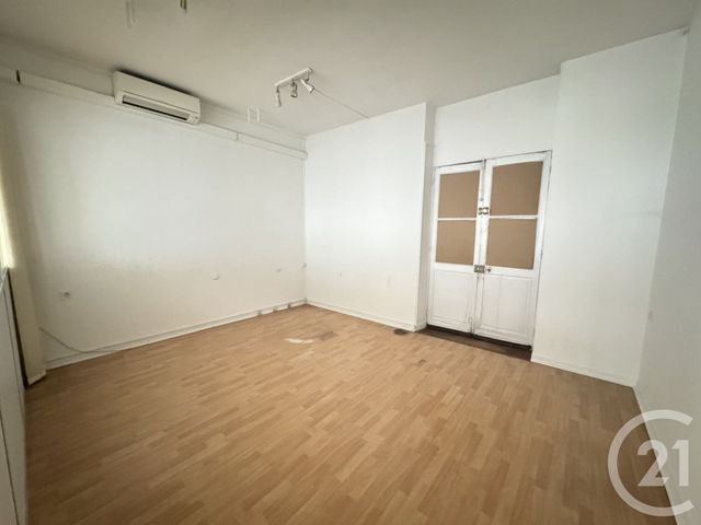 Appartement Local à louer - 1 pièce - 41 m2 - Dax - 40 - AQUITAINE