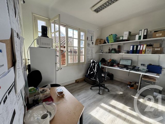 Local commercial à louer - 27.0 m2 - 40 - Landes